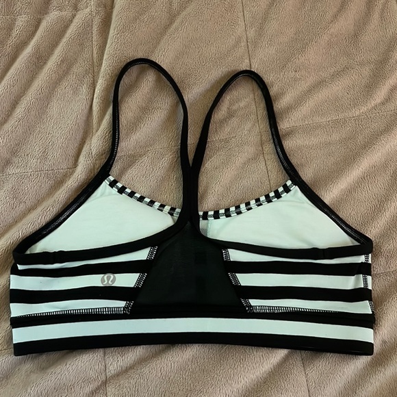 Lululemon bra - Picture 2 of 3